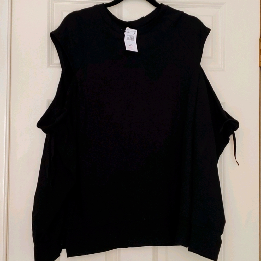 NEW maternity top